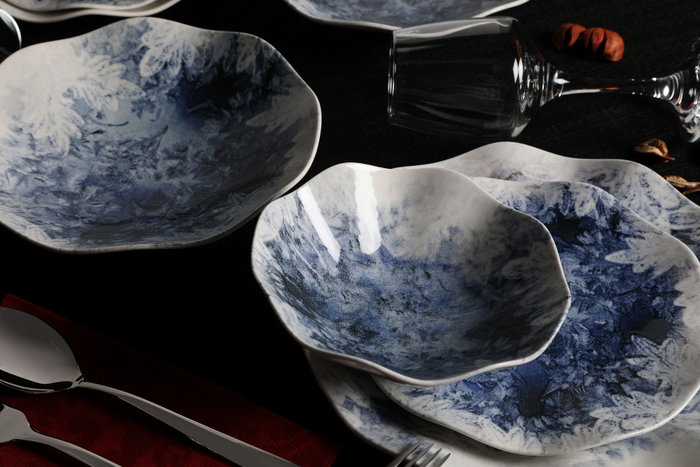 Hermia Vajilla de Porcelana de 24 Piezas Azul y Blanco Hermia Vajilla de Porcelana de 24 Piezas Azul y Blanco
